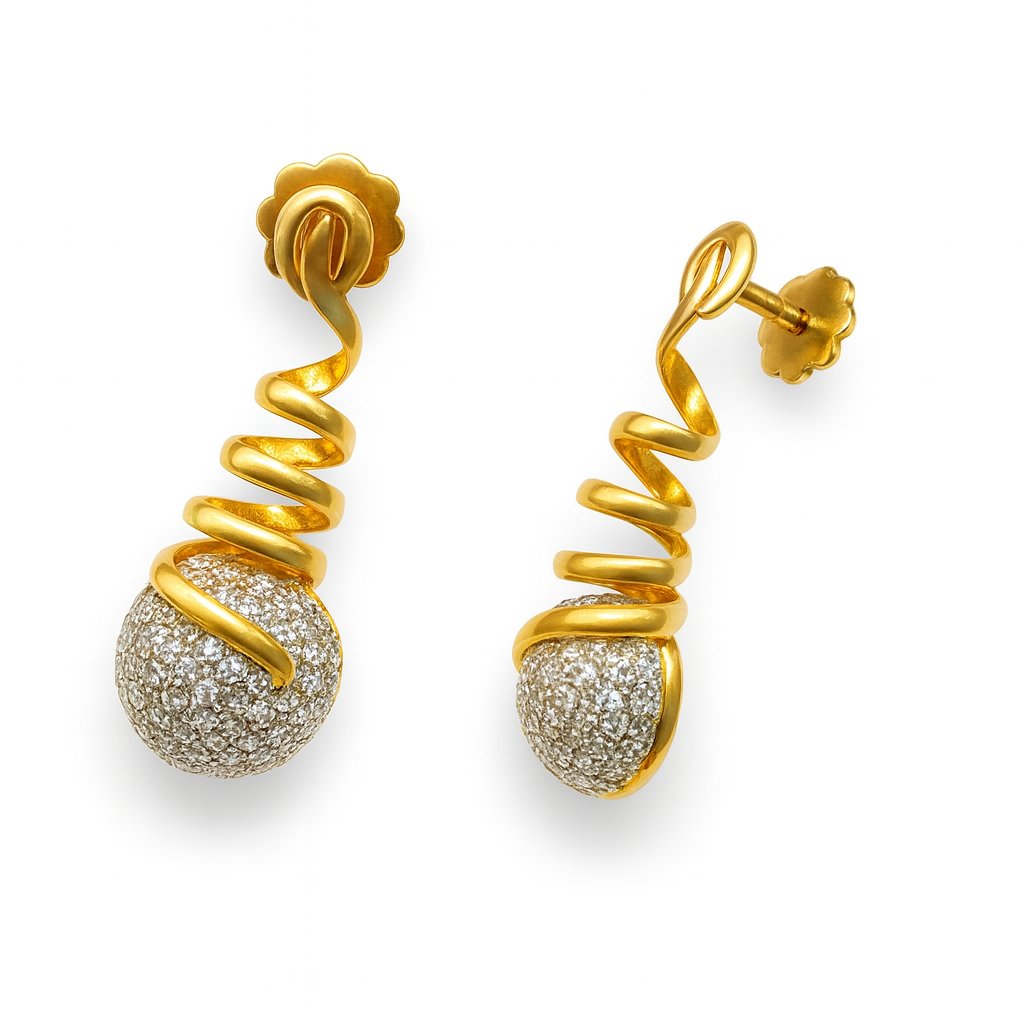Beautiful 18 Kt Gold  Natural Diamond Earing